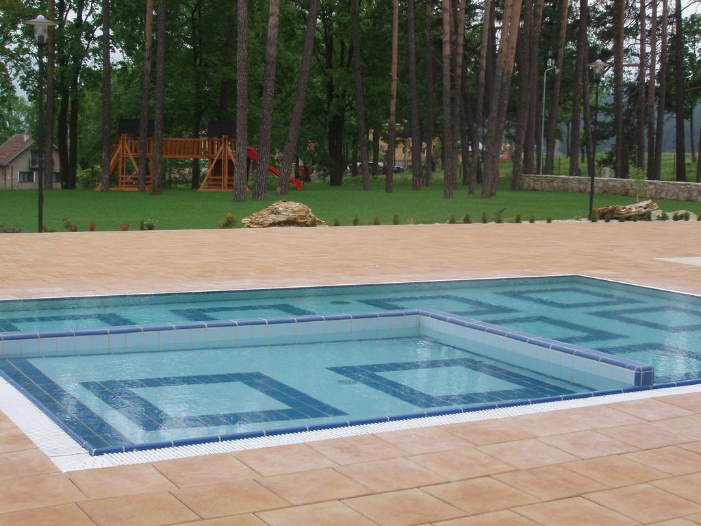甘诺夫水上Spa旅馆 Gánovce 外观 照片